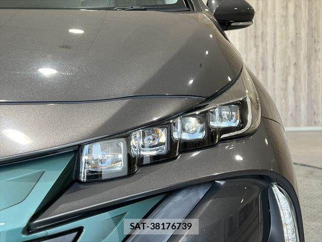 Toyota PRIUS PHV 2017-06 7223924-23