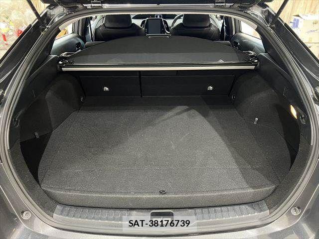 Toyota PRIUS PHV 2017-06 7223924-8