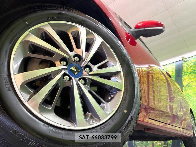 Toyota PRIUS PHV 2017-02 7223916-9