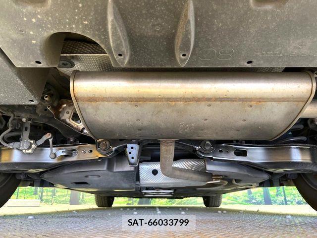 Toyota PRIUS PHV 2017-02 7223916-15