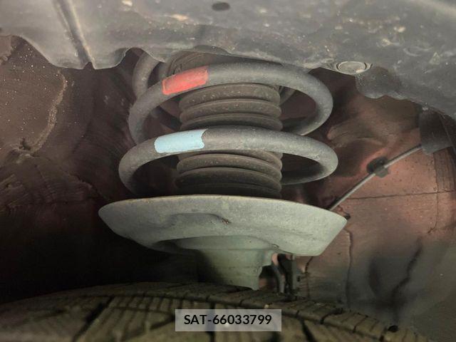 Toyota PRIUS PHV 2017-02 7223916-16