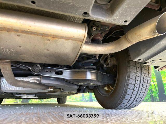 Toyota PRIUS PHV 2017-02 7223916-17
