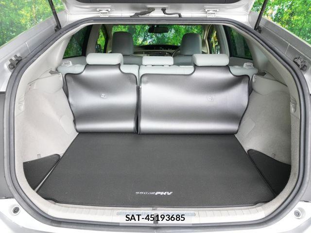 Toyota PRIUS PHV 2012-09 7223915-28