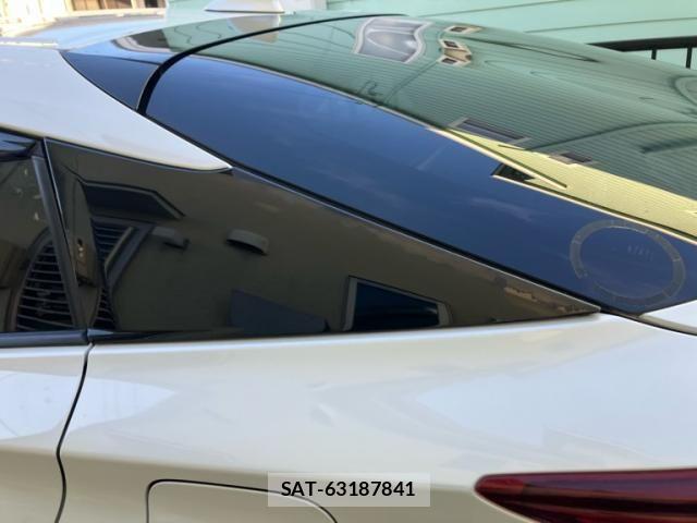 Toyota PRIUS PHV 2018-01 7223926-4
