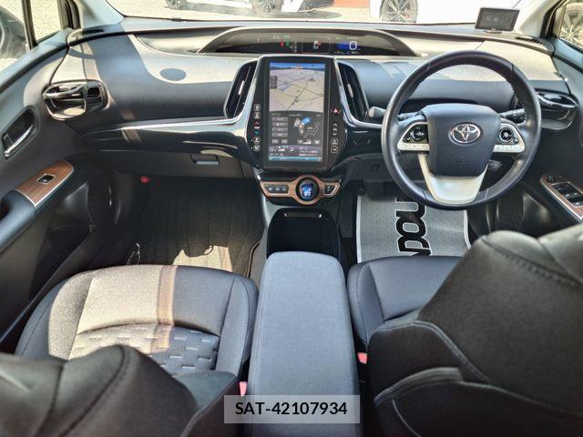 Toyota PRIUS PHV 2017-09 7215758-8