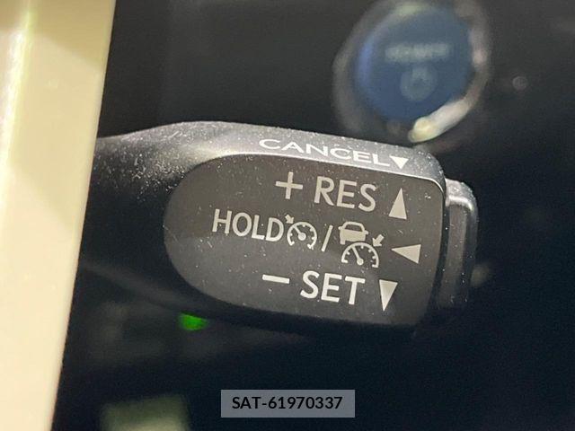 Toyota PRIUS PHV 2017-12 7223925-5
