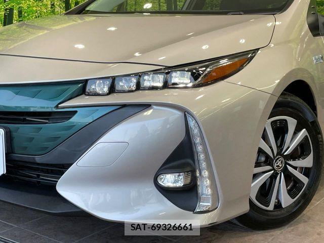 Toyota PRIUS PHV 2017-03 7223919-11