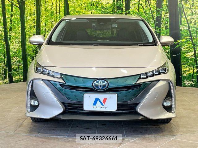 Toyota PRIUS PHV 2017-03 7223919-13