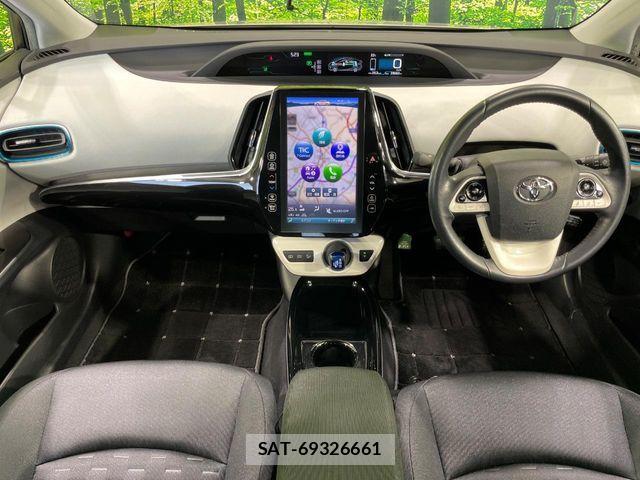 Toyota PRIUS PHV 2017-03 7223919-1