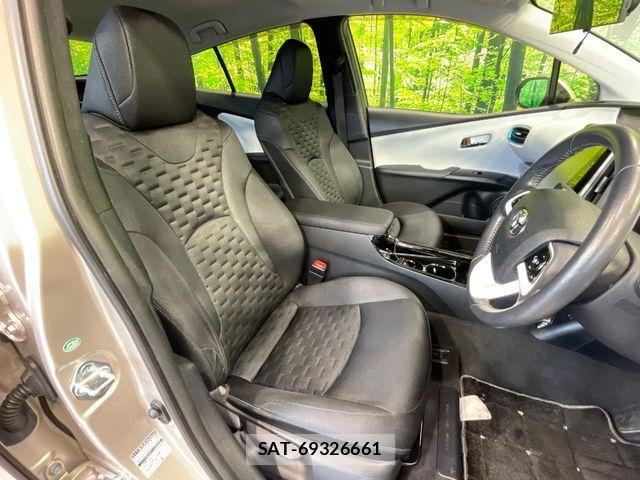 Toyota PRIUS PHV 2017-03 7223919-7