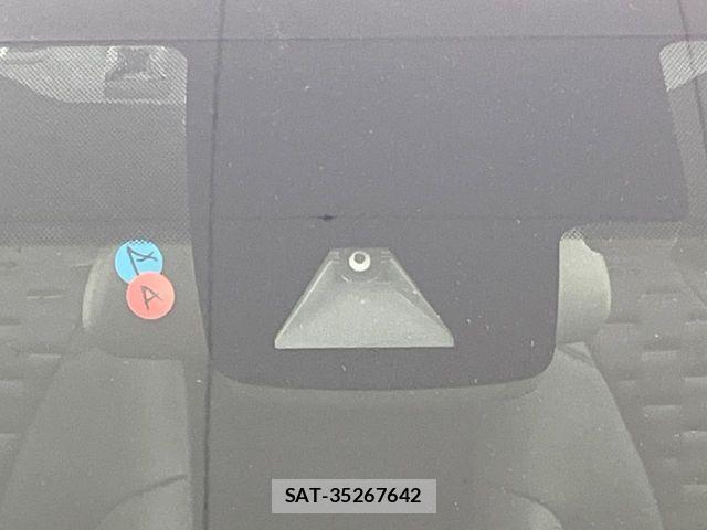 Toyota PRIUS PHV 2017-06 7223922-6