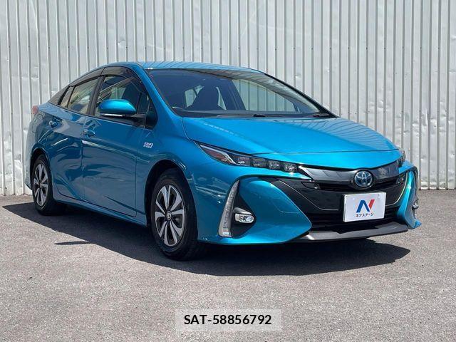 Toyota PRIUS PHV 2021-10 7223932-15