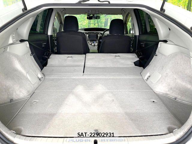 Toyota PRIUS PHV 2014-08 7223917-9