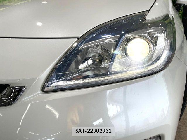 Toyota PRIUS PHV 2014-08 7223917-11