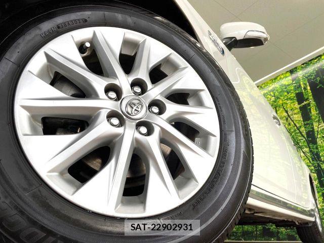 Toyota PRIUS PHV 2014-08 7223917-12