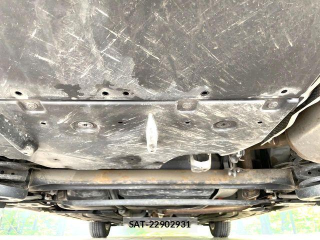 Toyota PRIUS PHV 2014-08 7223917-18
