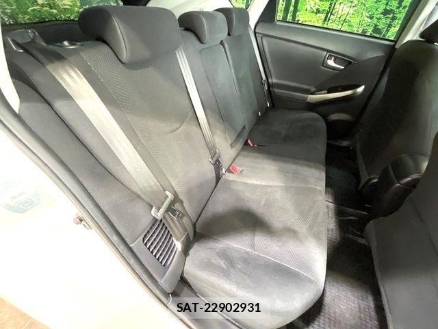 Toyota PRIUS PHV 2014-08 7223917-8