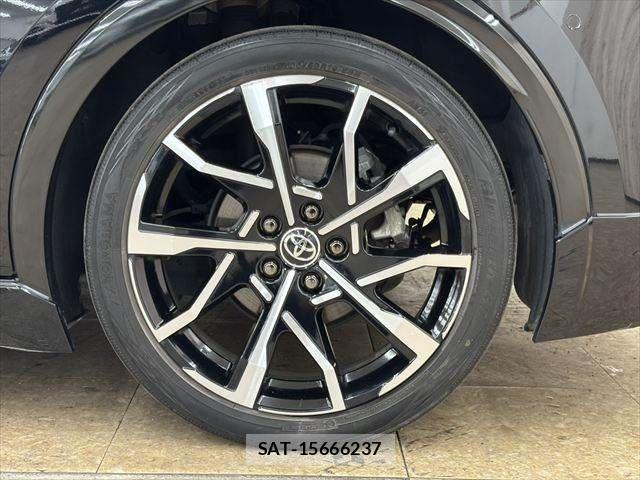Toyota PRIUS PHV 2023-06 7223938-27