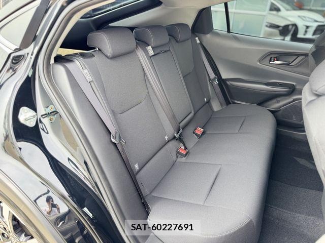 Toyota PRIUS PHV 2025-04 7223939-13