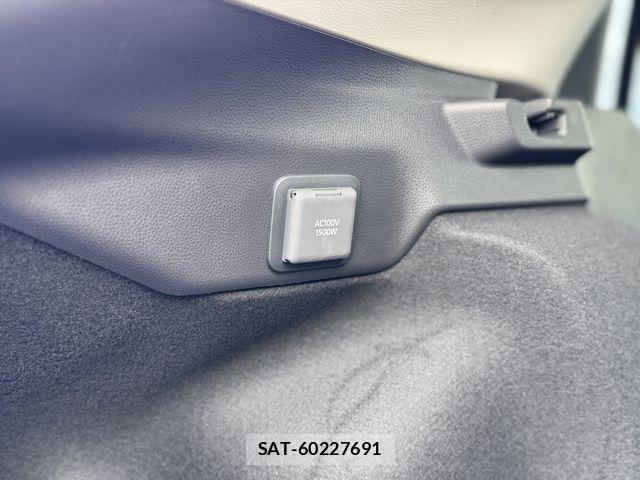 Toyota PRIUS PHV 2025-04 7223939-16