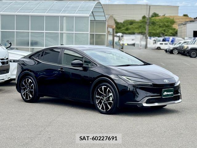 Toyota PRIUS PHV 2025-04 7223939-18