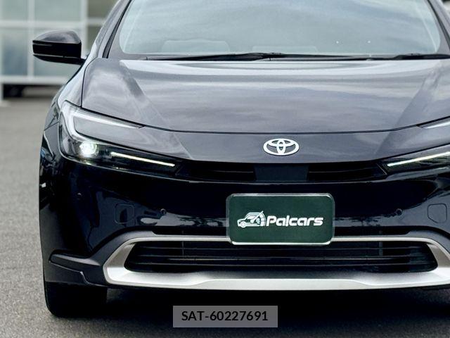 Toyota PRIUS PHV 2025-04 7223939-25