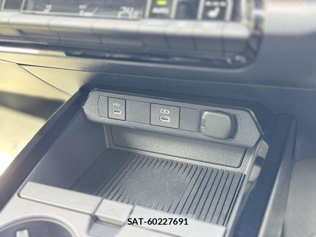 Toyota PRIUS PHV 2025-04 7223939-5