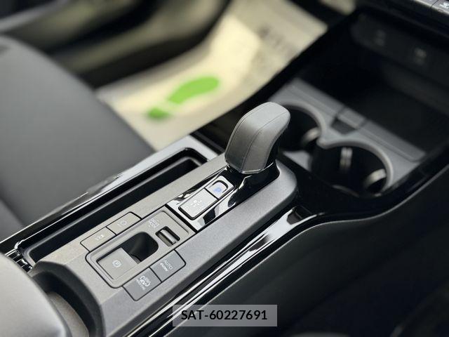 Toyota PRIUS PHV 2025-04 7223939-7