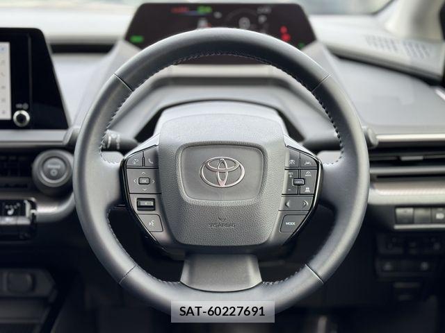 Toyota PRIUS PHV 2025-04 7223939-8