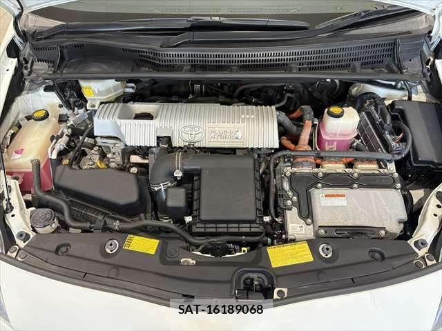 Toyota PRIUS PHV 2012-07 7223912-29