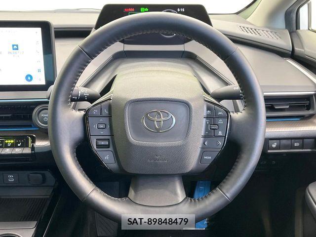Toyota PRIUS PHV 2023-06 7223933-10