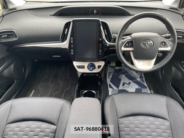 Toyota PRIUS PHV 2017-05 7223921-1