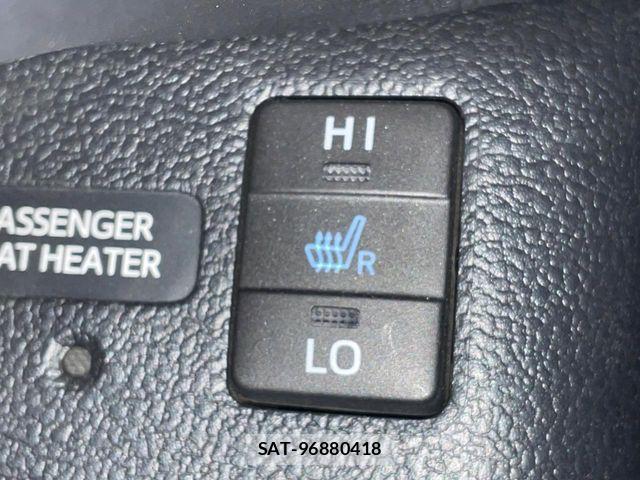 Toyota PRIUS PHV 2017-05 7223921-5