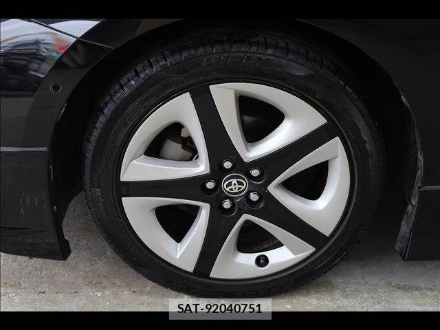 Toyota PRIUS PHV 2017-10 7223923-13