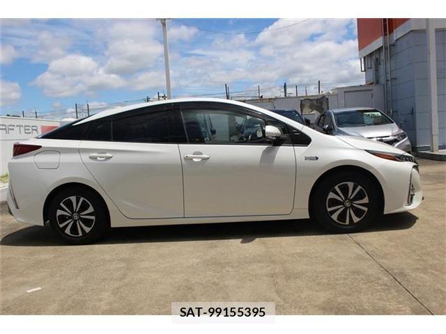 Toyota PRIUS PHV 2017-11 7250747-13
