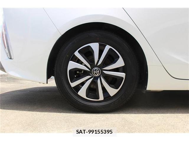 Toyota PRIUS PHV 2017-11 7250747-15
