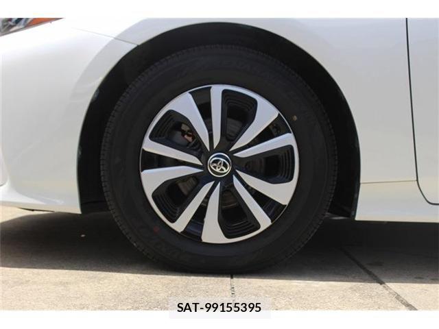 Toyota PRIUS PHV 2017-11 7250747-17