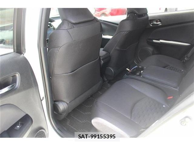 Toyota PRIUS PHV 2017-11 7250747-28