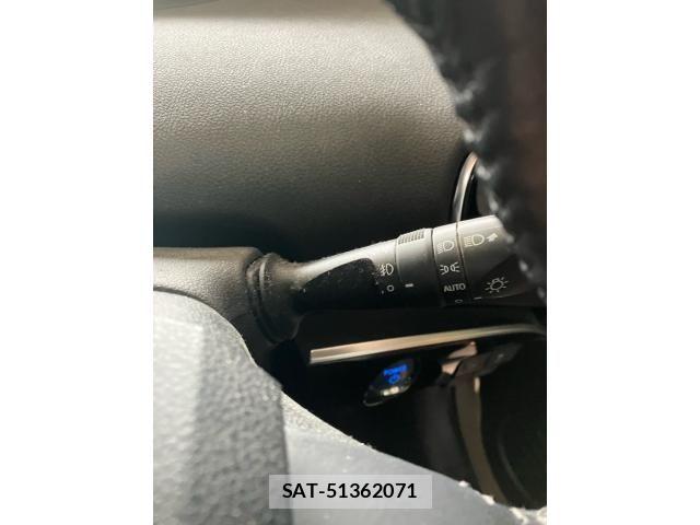Toyota PRIUS PHV 2017-06 7251992-20