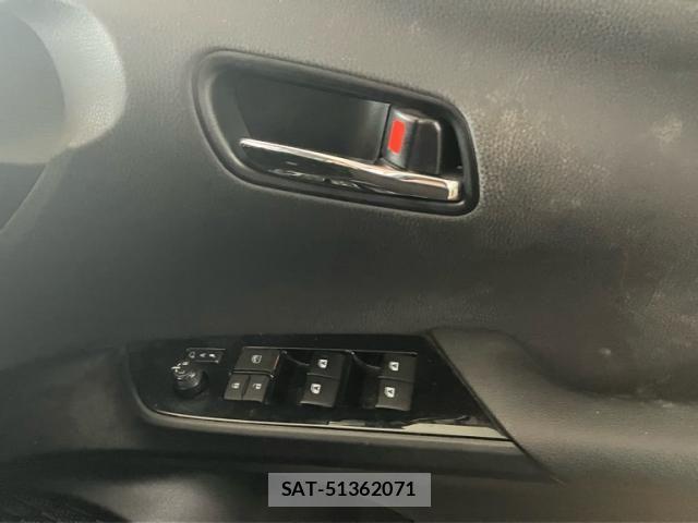 Toyota PRIUS PHV 2017-06 7251992-22
