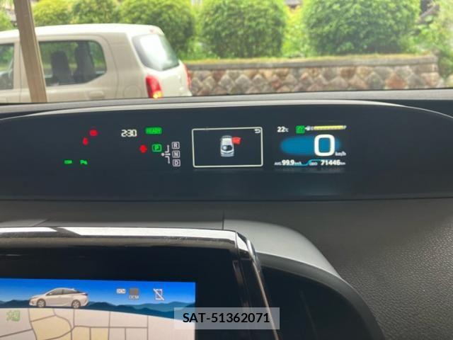 Toyota PRIUS PHV 2017-06 7251992-26