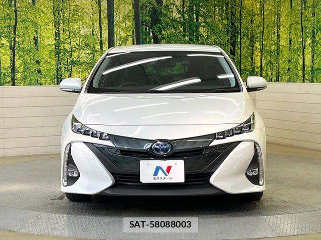 Toyota PRIUS PHV 2022-04 7251989-13