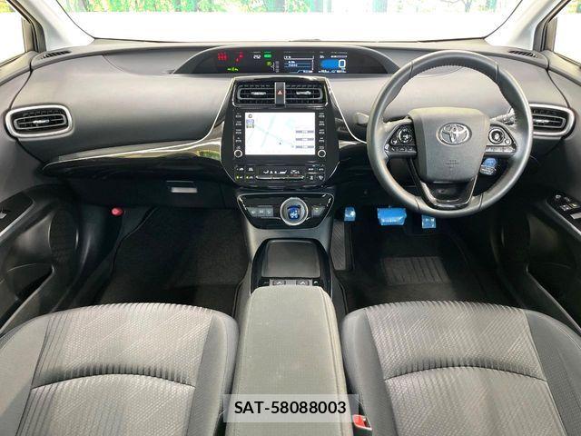 Toyota PRIUS PHV 2022-04 7251989-1