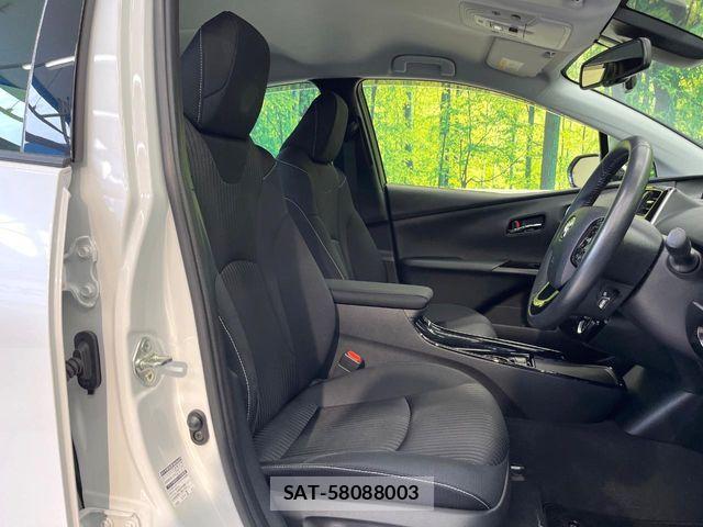 Toyota PRIUS PHV 2022-04 7251989-7