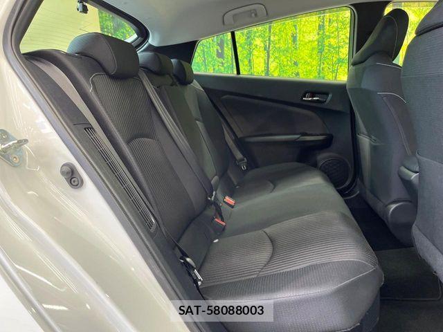 Toyota PRIUS PHV 2022-04 7251989-8