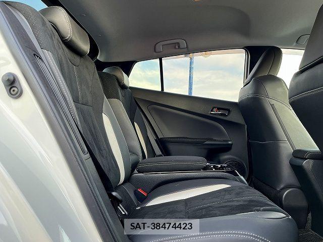 Toyota PRIUS PHV 2018-09 7251991-9