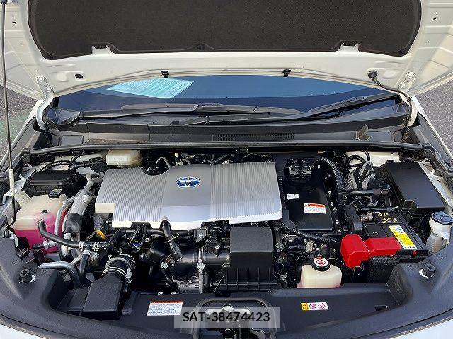 Toyota PRIUS PHV 2018-09 7251991-27