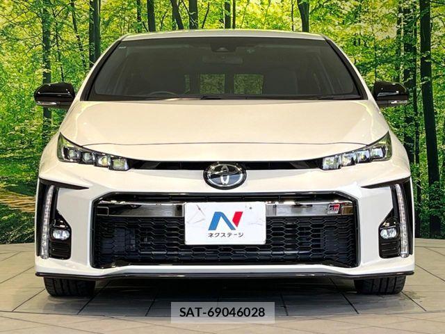 Toyota PRIUS PHV 2018-04 7251993-13