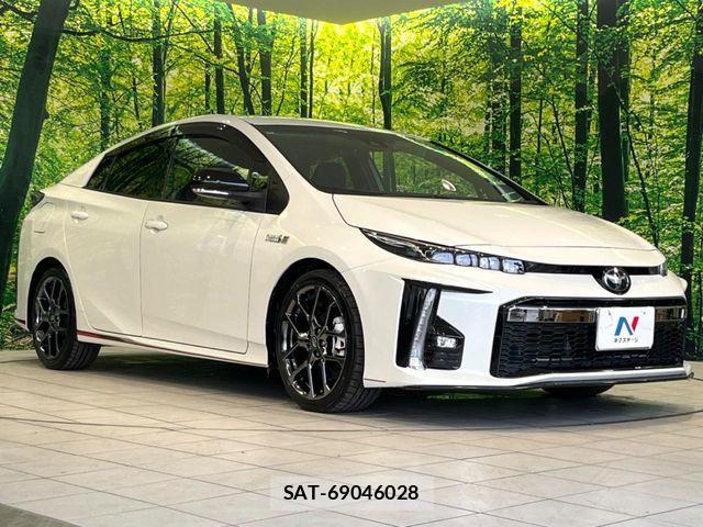 Toyota PRIUS PHV 2018-04 7251993-15