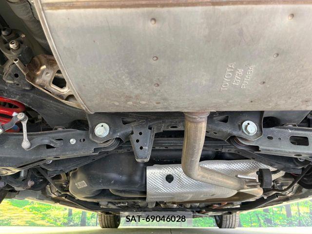 Toyota PRIUS PHV 2018-04 7251993-18